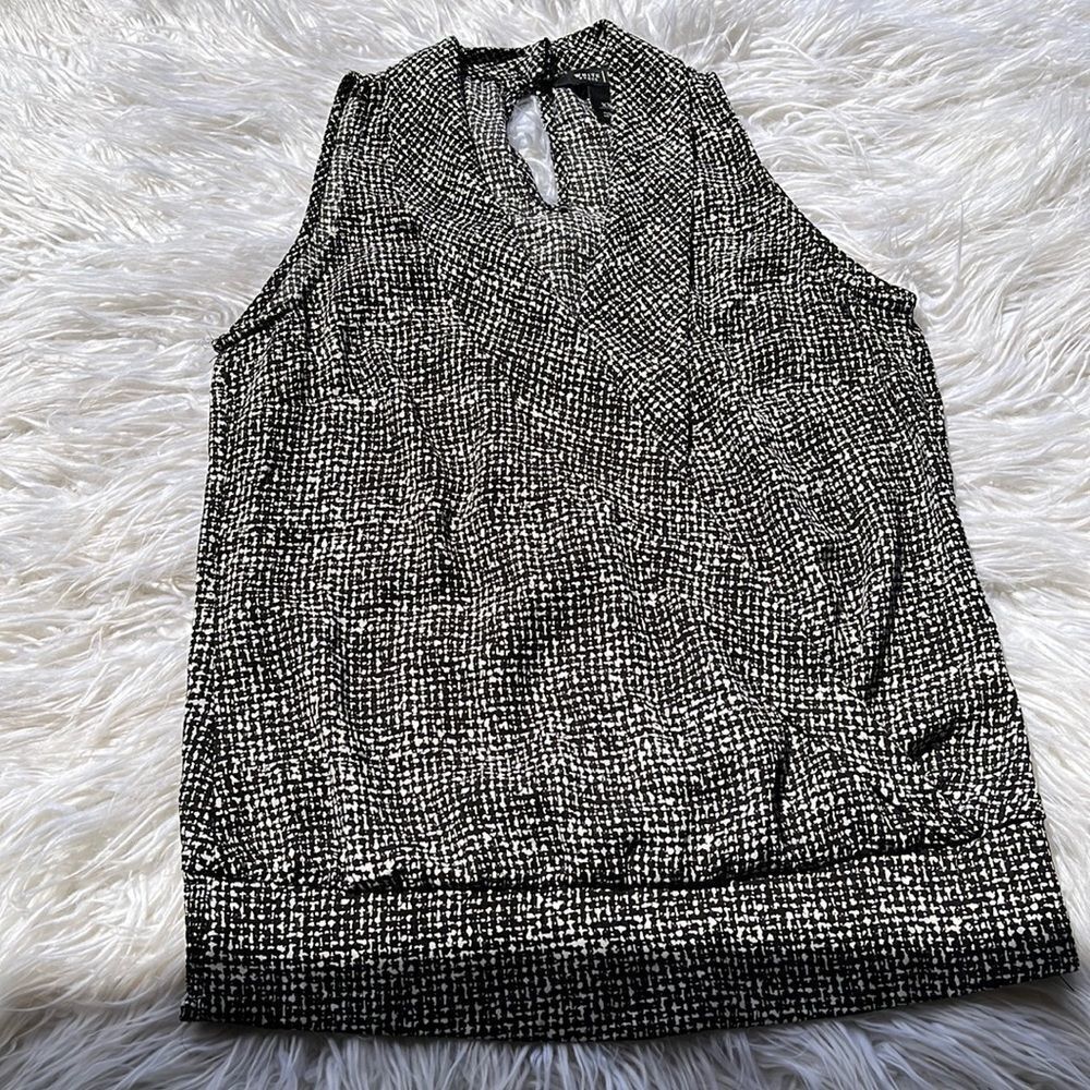 BHWM Sleeveless 💫XXS💫black and white